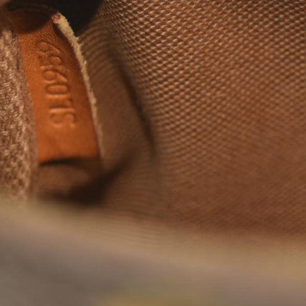 LOUIS VUITTON Monogram Pochette Accessories SL0959