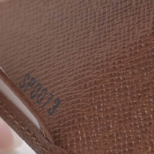 $435 2003 Louis Vuitton Taiga ID Card Holder Wallet SP0073
