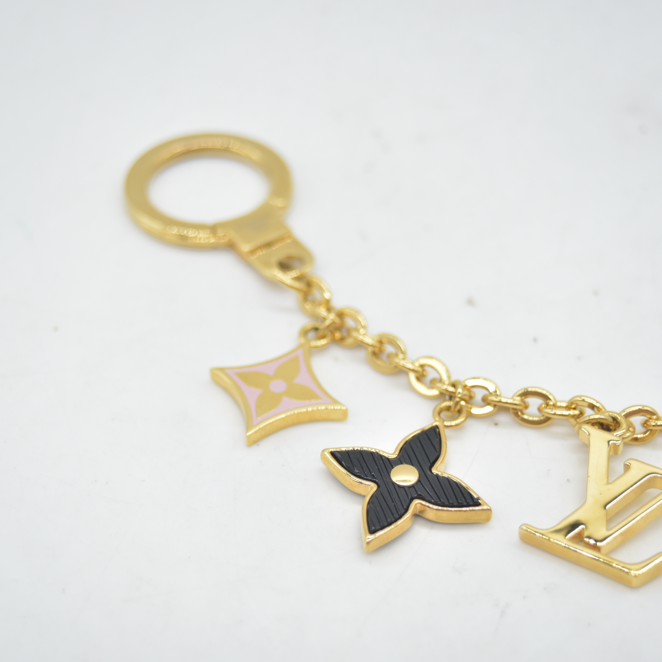 $675 2021 Louis Vuitton Monogram Spring Street Bag Charm Key Holder Gold AK0251