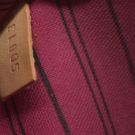 AUCTION $2240 Louis Vuitton Monogram Neverfull GM Pivoine Pink Interior