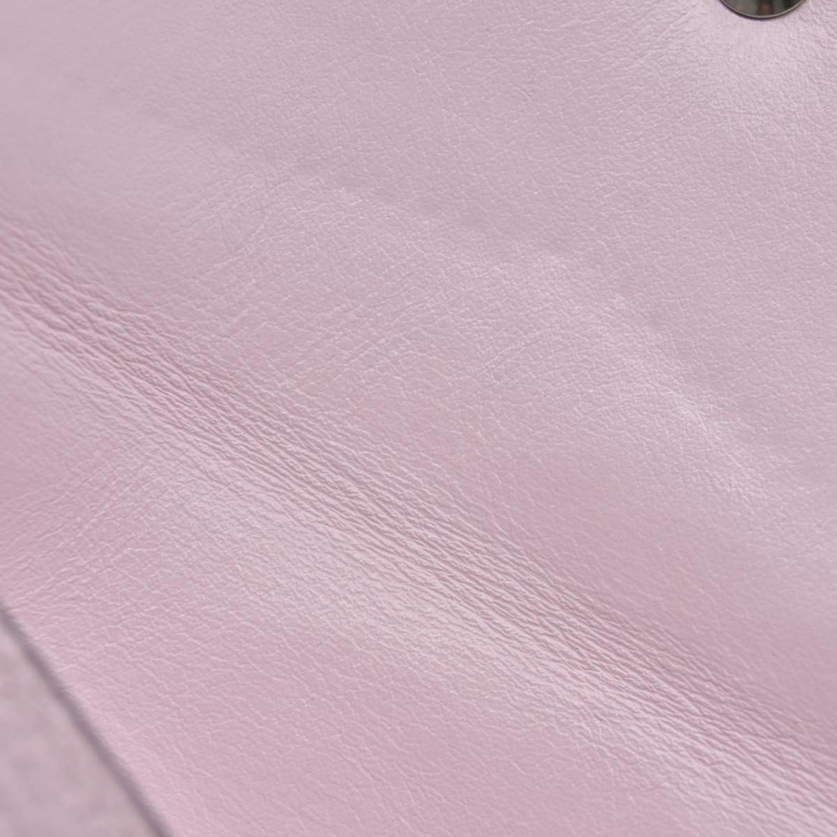 $815 Louis Vuitton Mahina Recto Verso Card Holder Magnolia