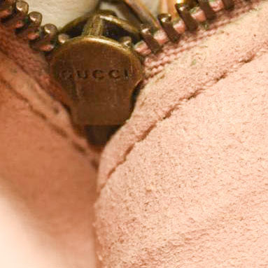 GUCCI Calfskin Matelasse Small GG Marmont Tote White