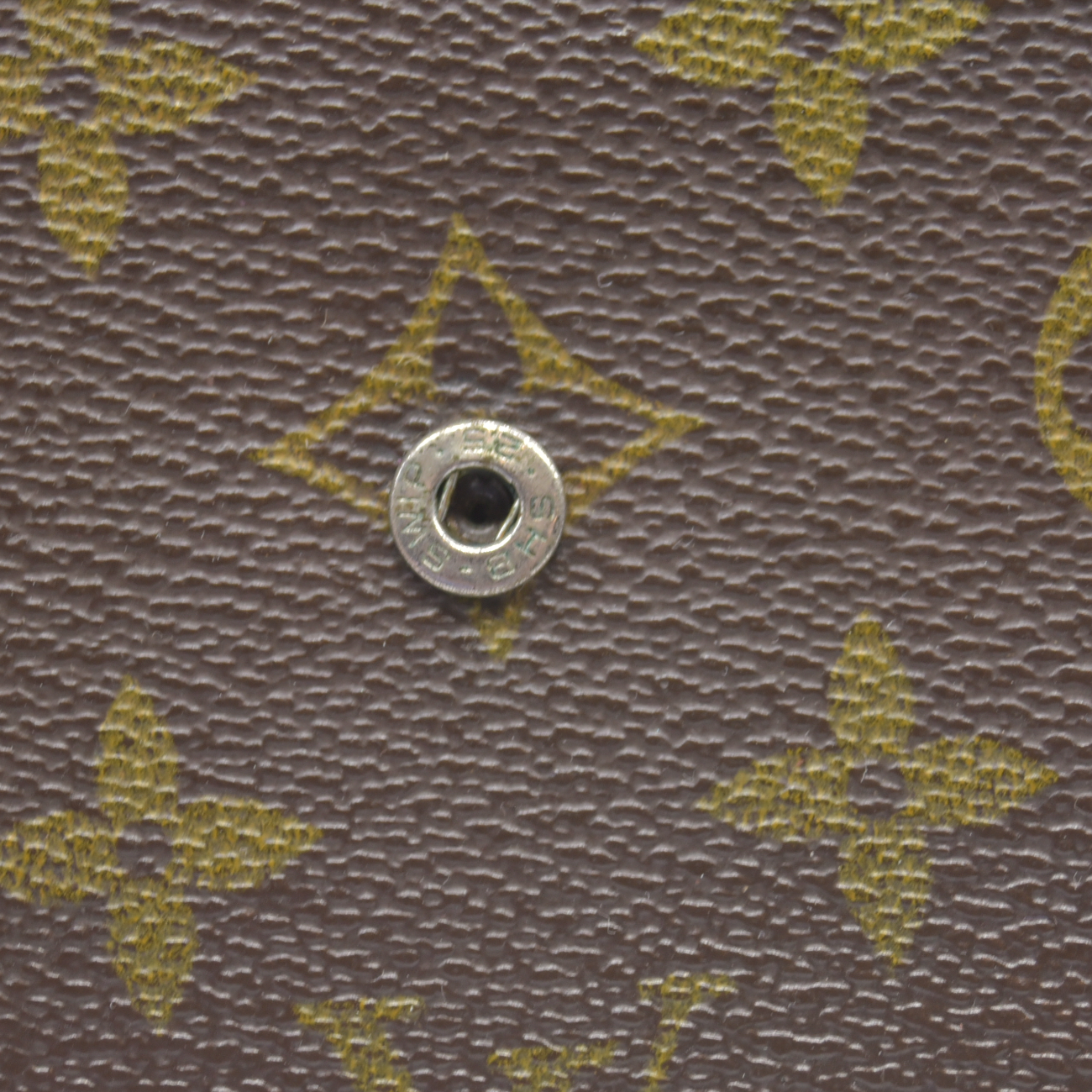 $775 1980s Louis Vuitton Monogram Long Sarah Wallet Brown