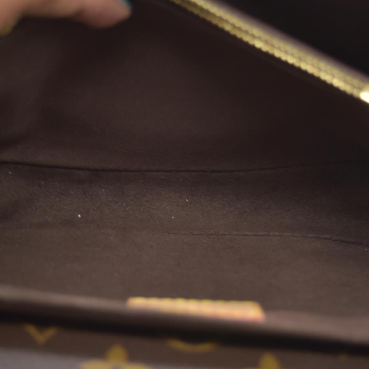 $3300 RFID Louis Vuitton Monogram Pochette Métis East West