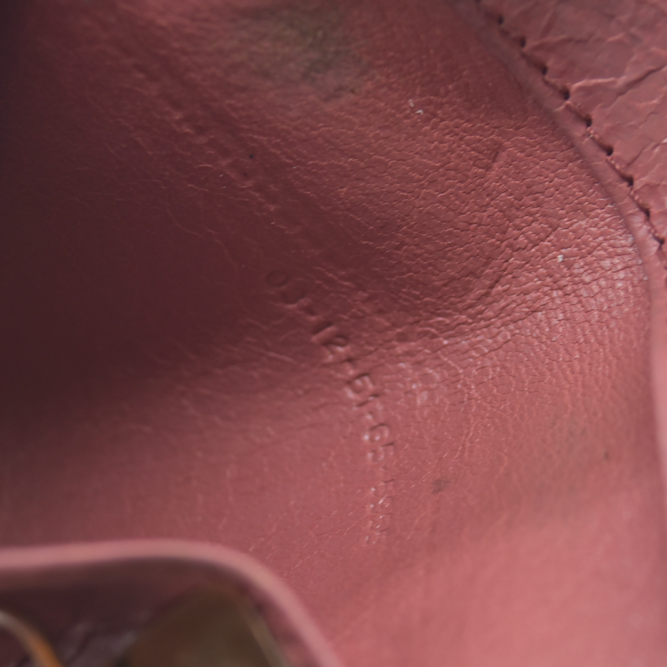 $495 Chloe 6 Key Holder Case Logo Pink