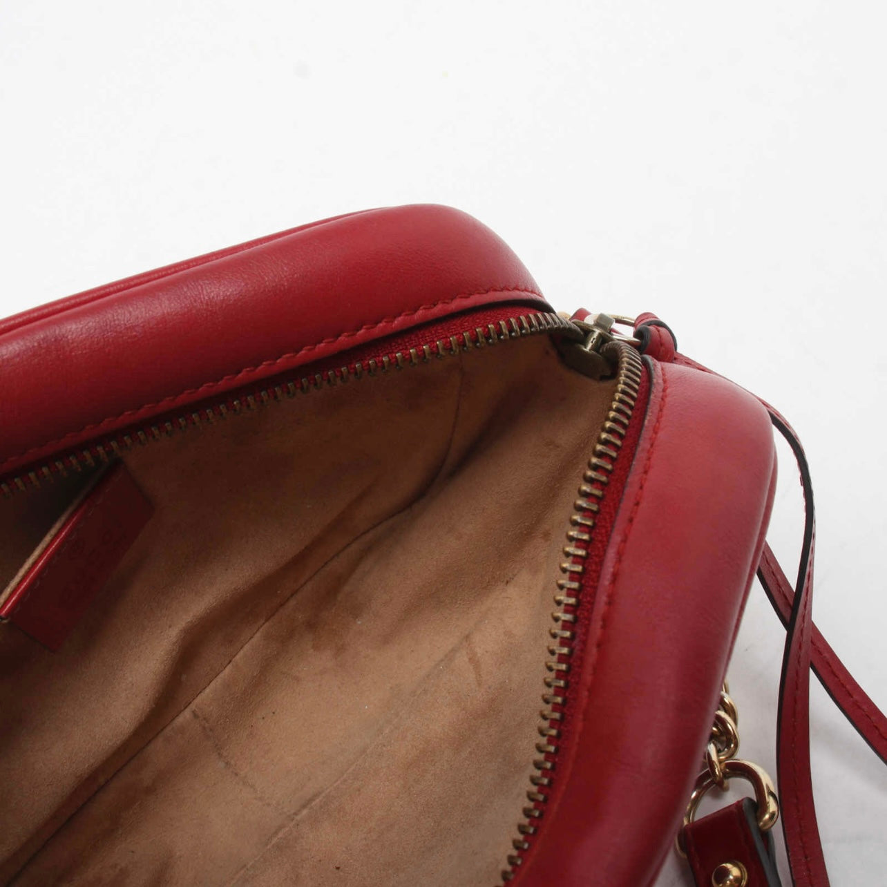 USED Gucci Calfskin Matelasse Mini GG Marmont Chain Shoulder Bag Hibiscus Red