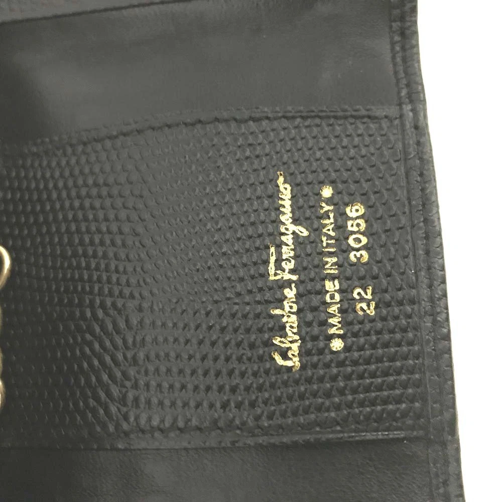 $380 Salvatore Ferragamo Vara Leather 6 Ring Key Case Black