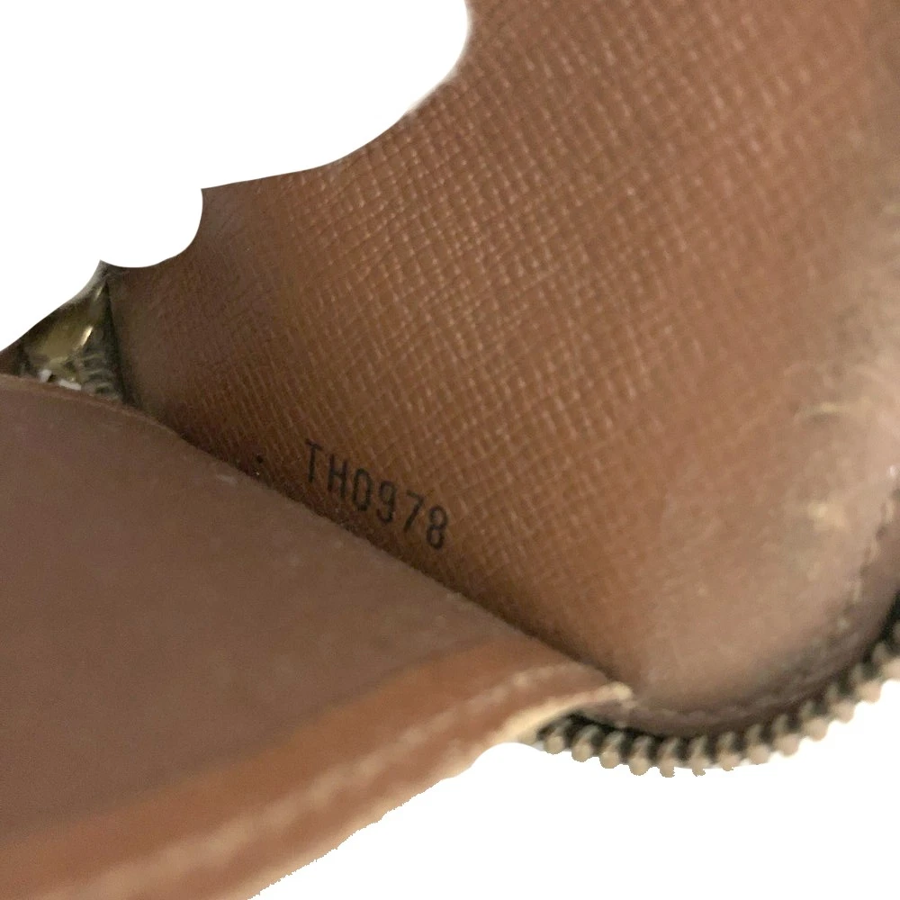 $355 1998 Louis Vuitton Monogram Canvas Zip Around Multicles 6 Key Holder TH0978