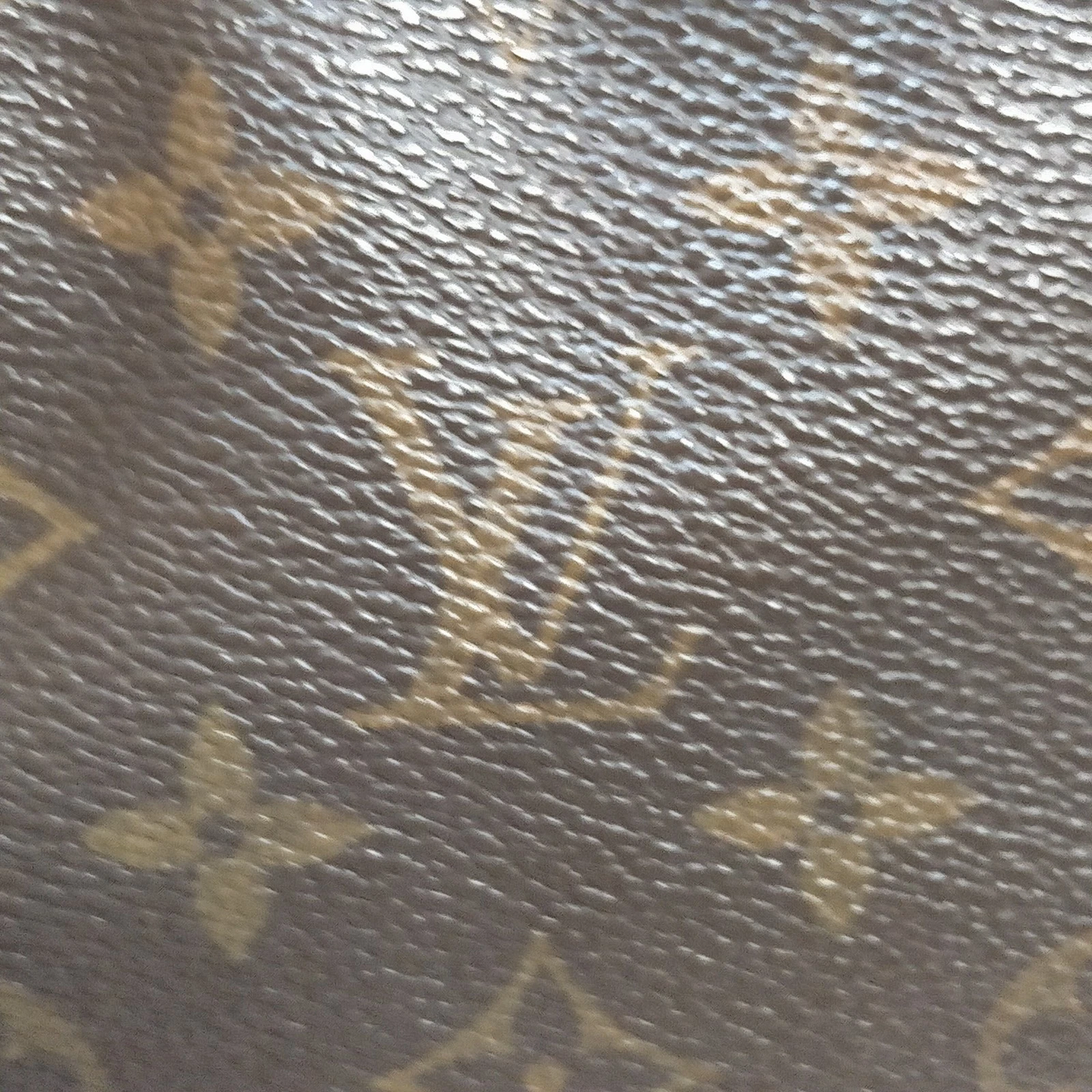$600 1984 Louis Vuitton Cosmetic Pouch Trousse Toilette 28 844