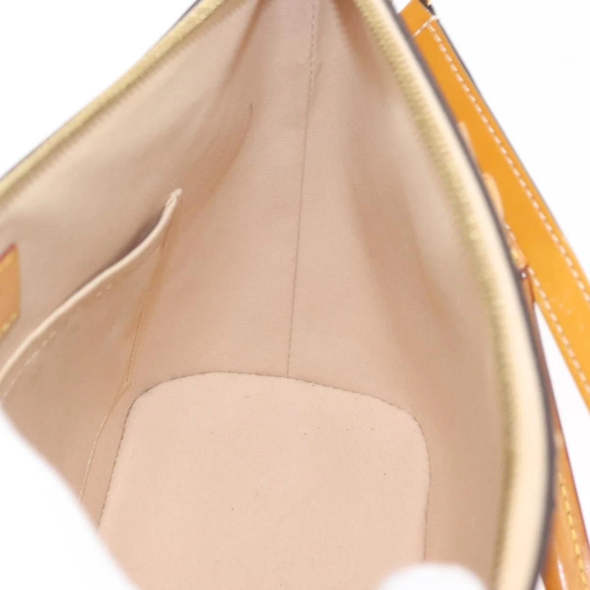 $1560 2014 LOUIS VUITTON Vernis Montebello PM Dune DR2194