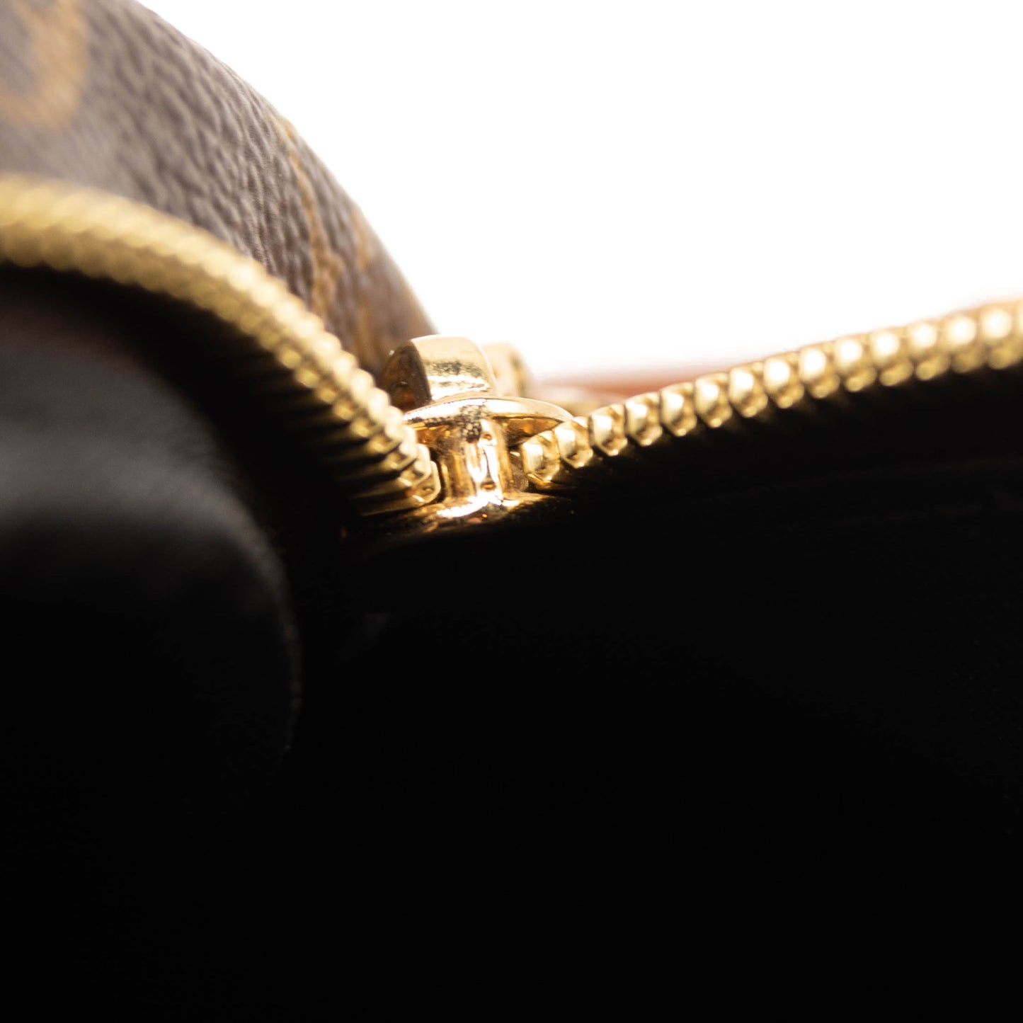 Louis Vuitton Bumbag Brown Monogram Canvas Messenger Bag Fanny Pack