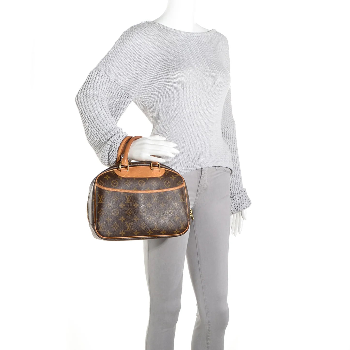 $1670 Louis Vuitton Monogram Trouville CONSIGNMENT