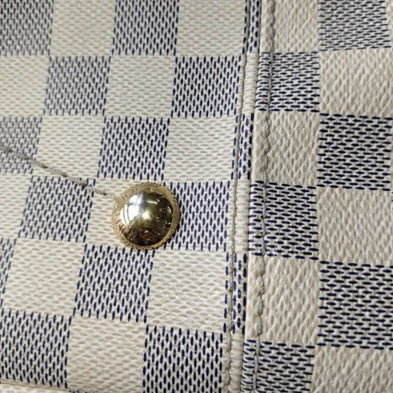 Used Louis Vuitton Damier Azur Artsy MM Hobo