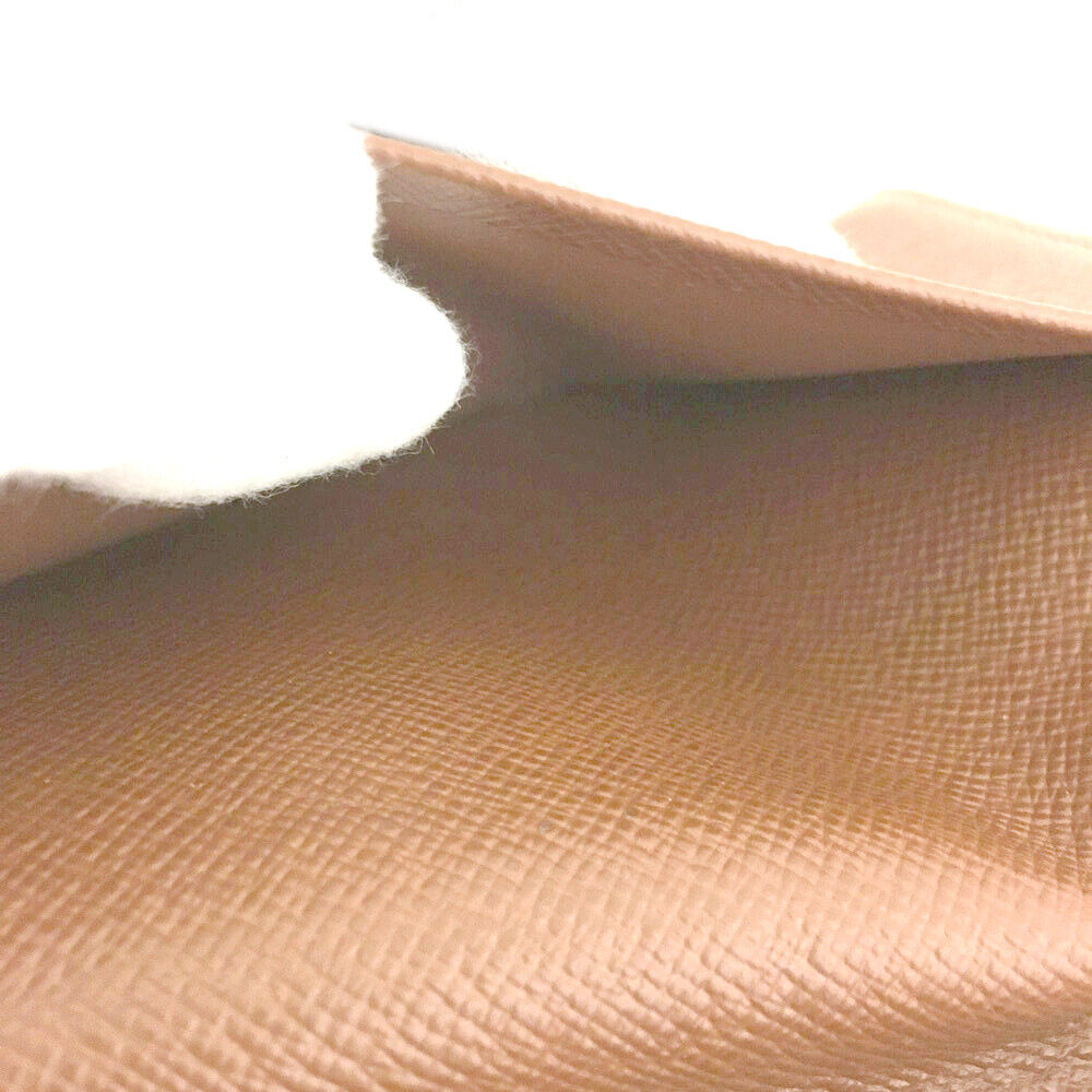 Louis Vuitton  Monogram Passport Cover MI0014