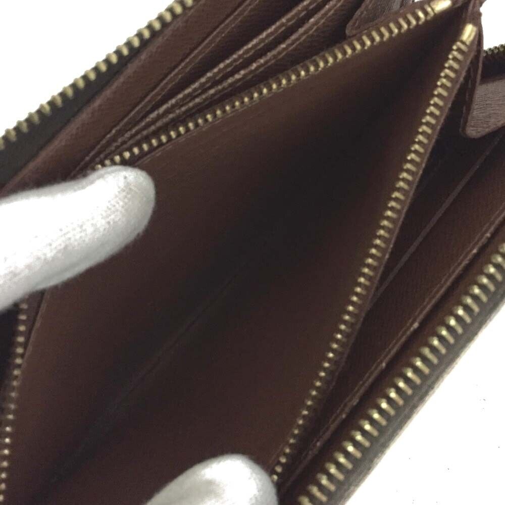 LOUIS VUITTON Monogram Zippy Wallet