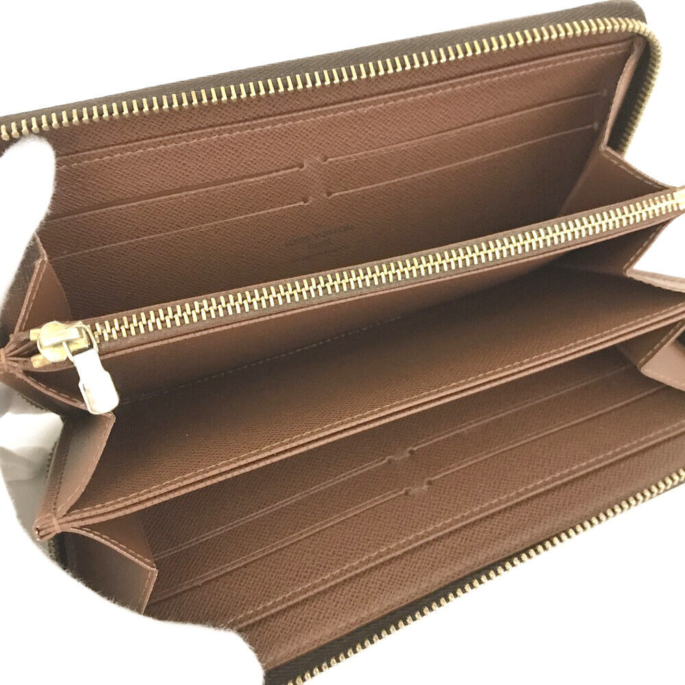 Louis Vuitton  Monogram Zippy Wallet MI3194
