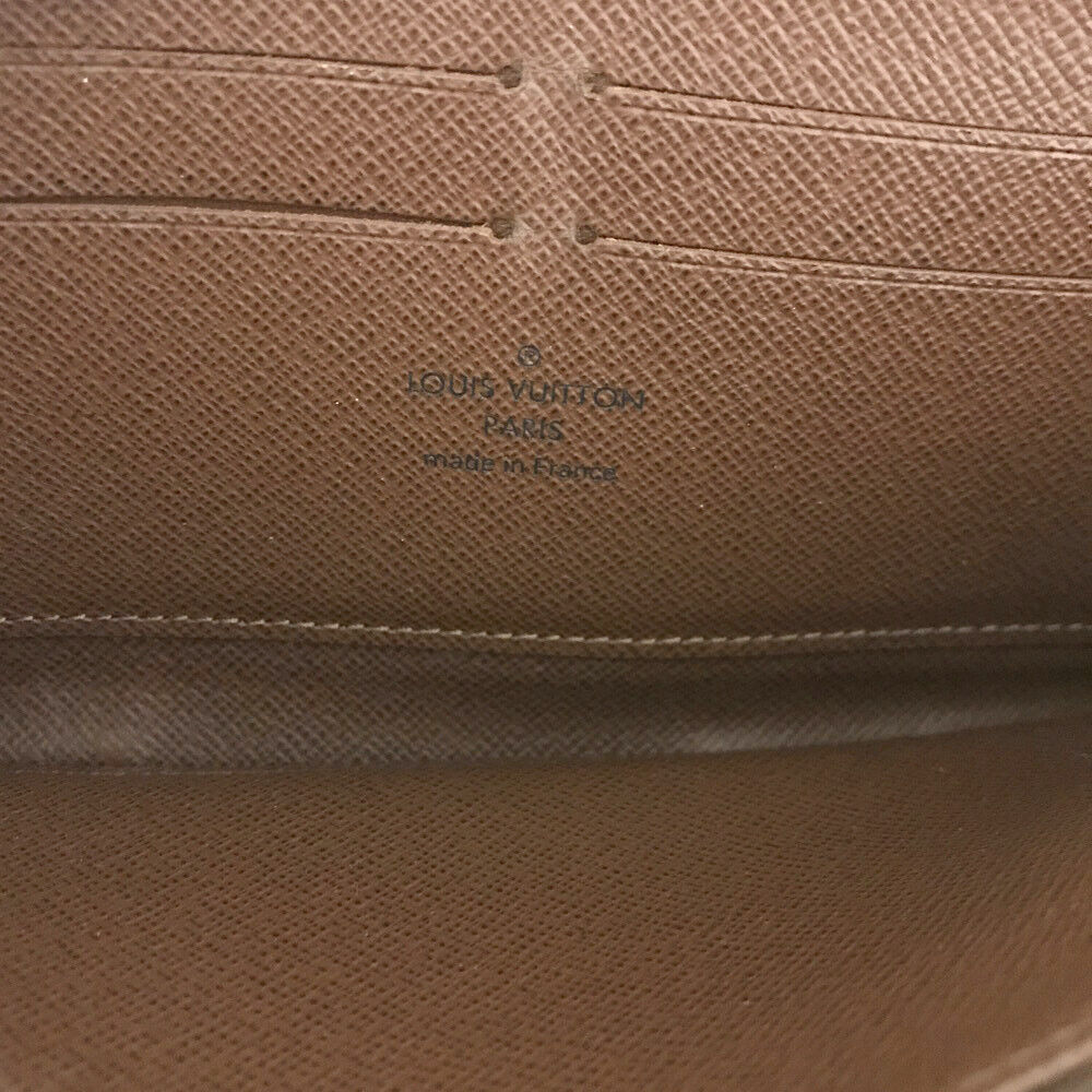 Louis Vuitton  Monogram Zippy Wallet MI3194