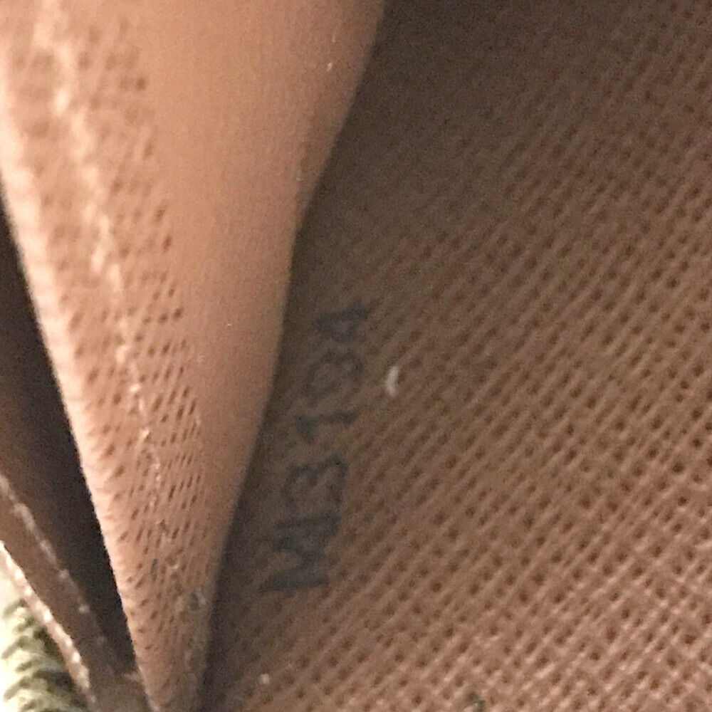 Louis Vuitton  Monogram Zippy Wallet MI3194