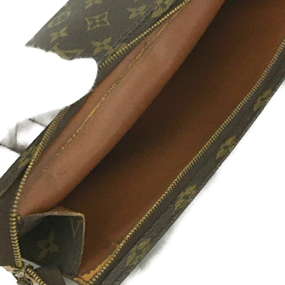 Louis Vuitton  Monogram Toiletry Pouch 26 862AN