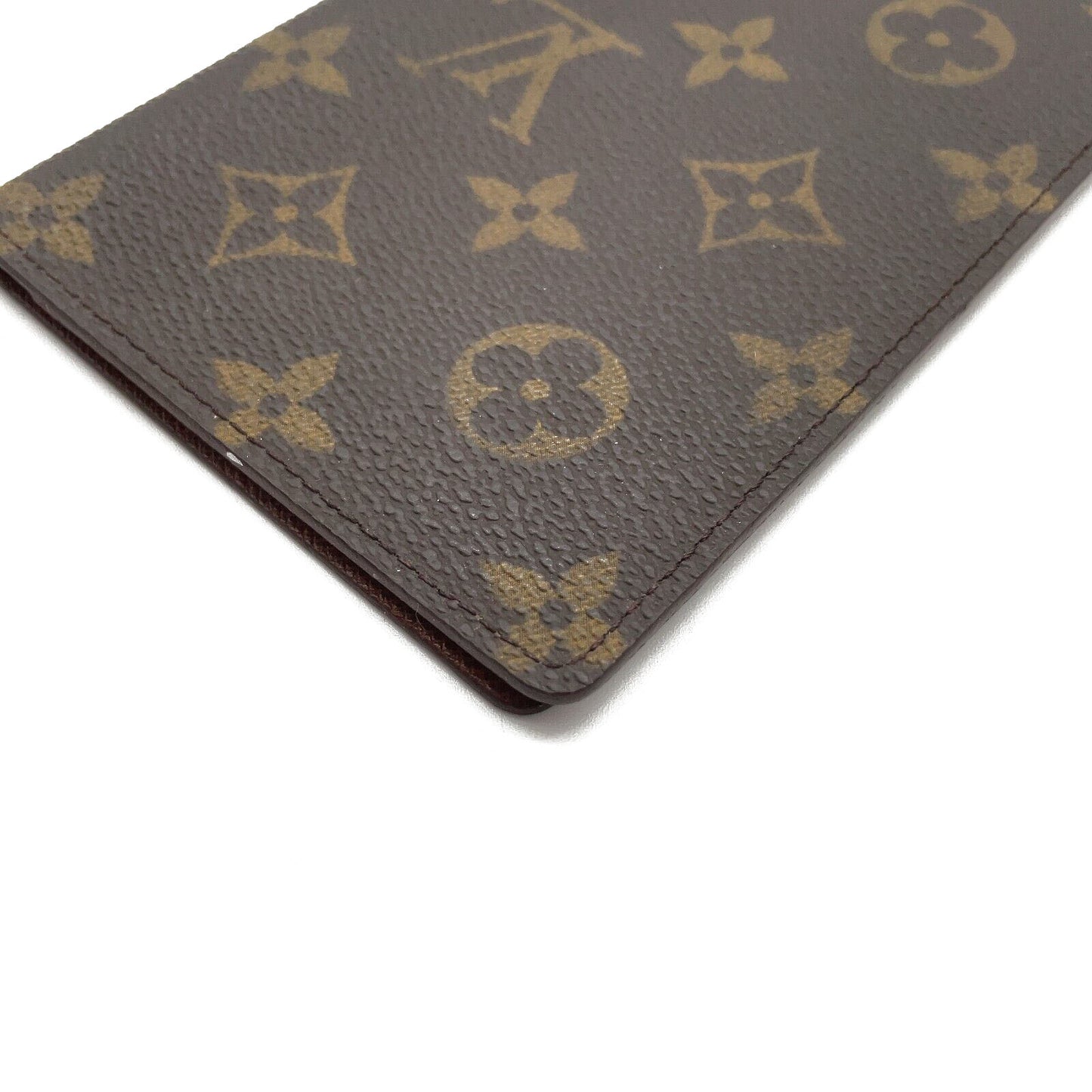 PRE-ORDER Louis Vuitton  Monogram Passport Cover CA0936