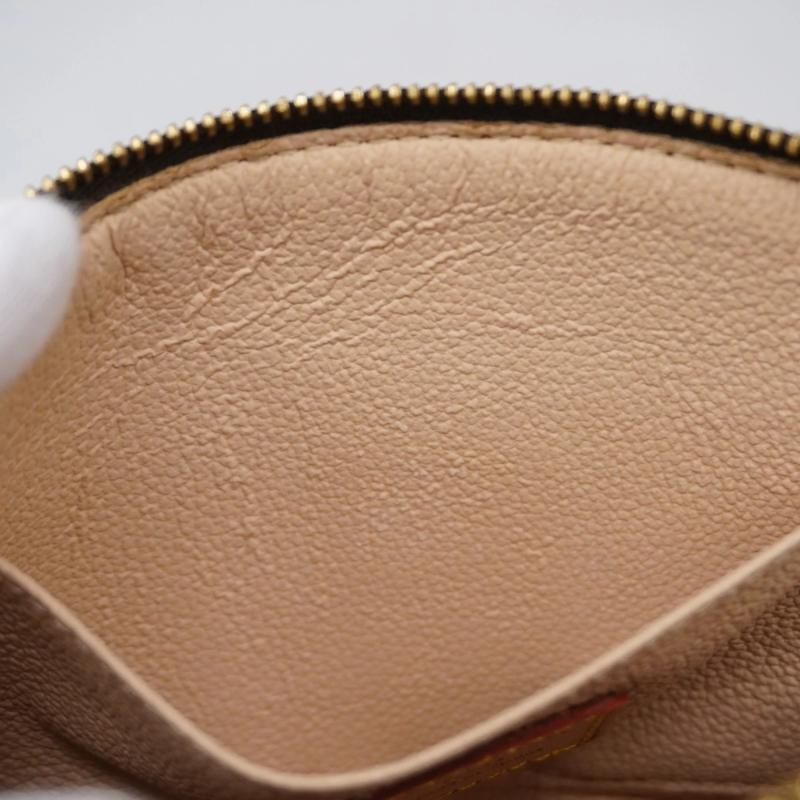 PRE-ORDER  Louis Vuitton  Monogram Cosmetic Pouch