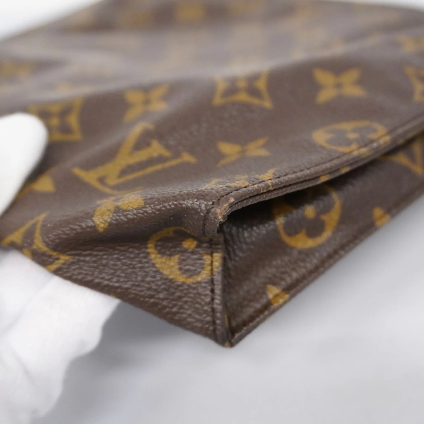 Louis Vuitton  Monogram Toiletry Pouch 26