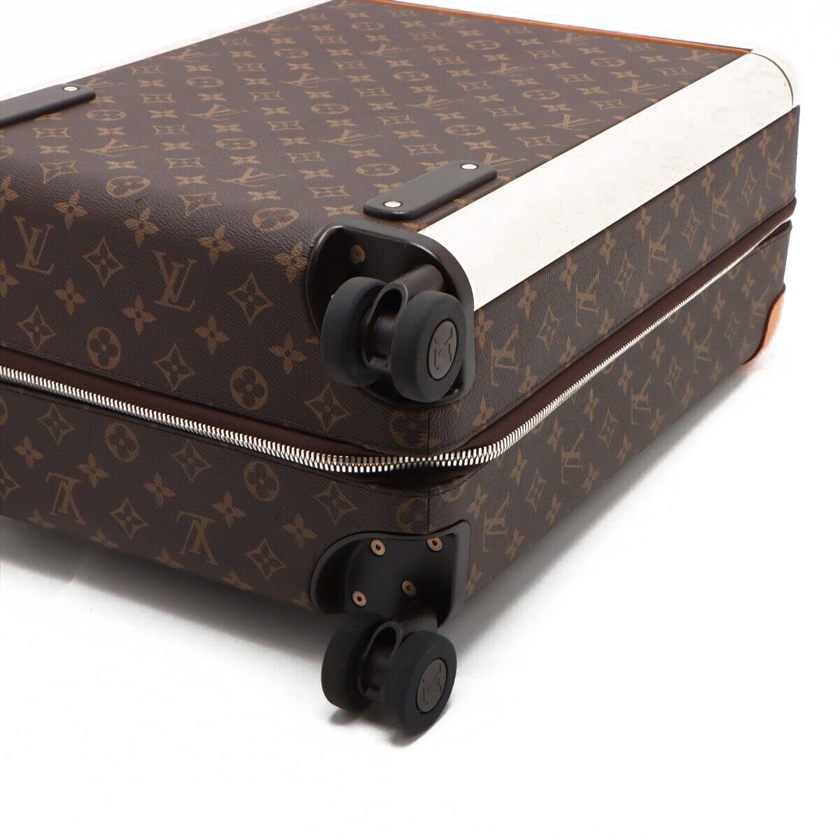 LOUIS VUITTON  Monogram Horizon 50