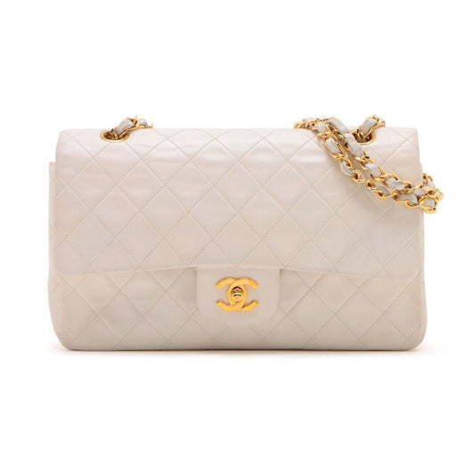 PRE-ORDER CHANEL  Lambskin Quilted Medium Double Flap White