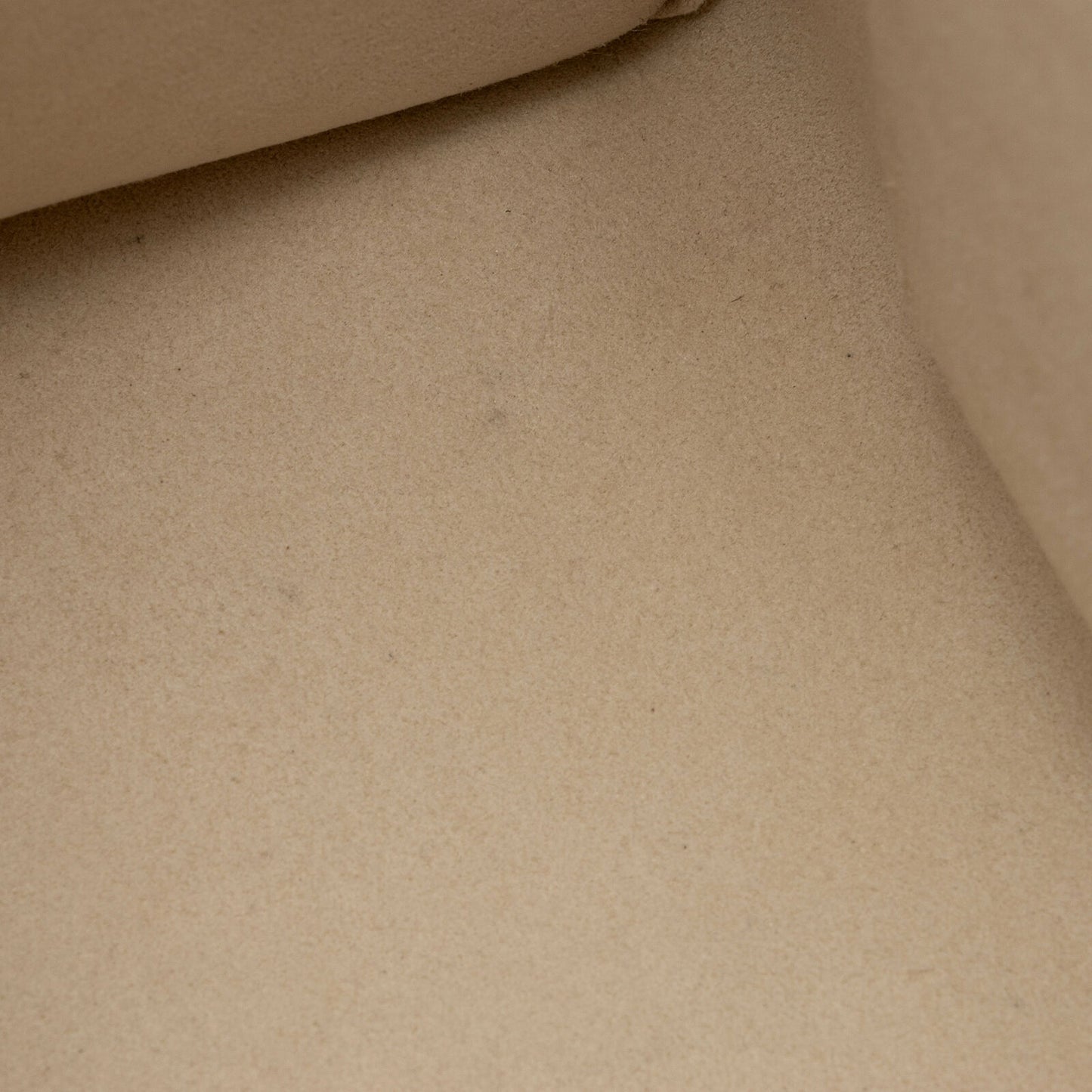 LOUIS VUITTON Empreinte Monogram Giant By The Pool Onthego MM Cream Saffron