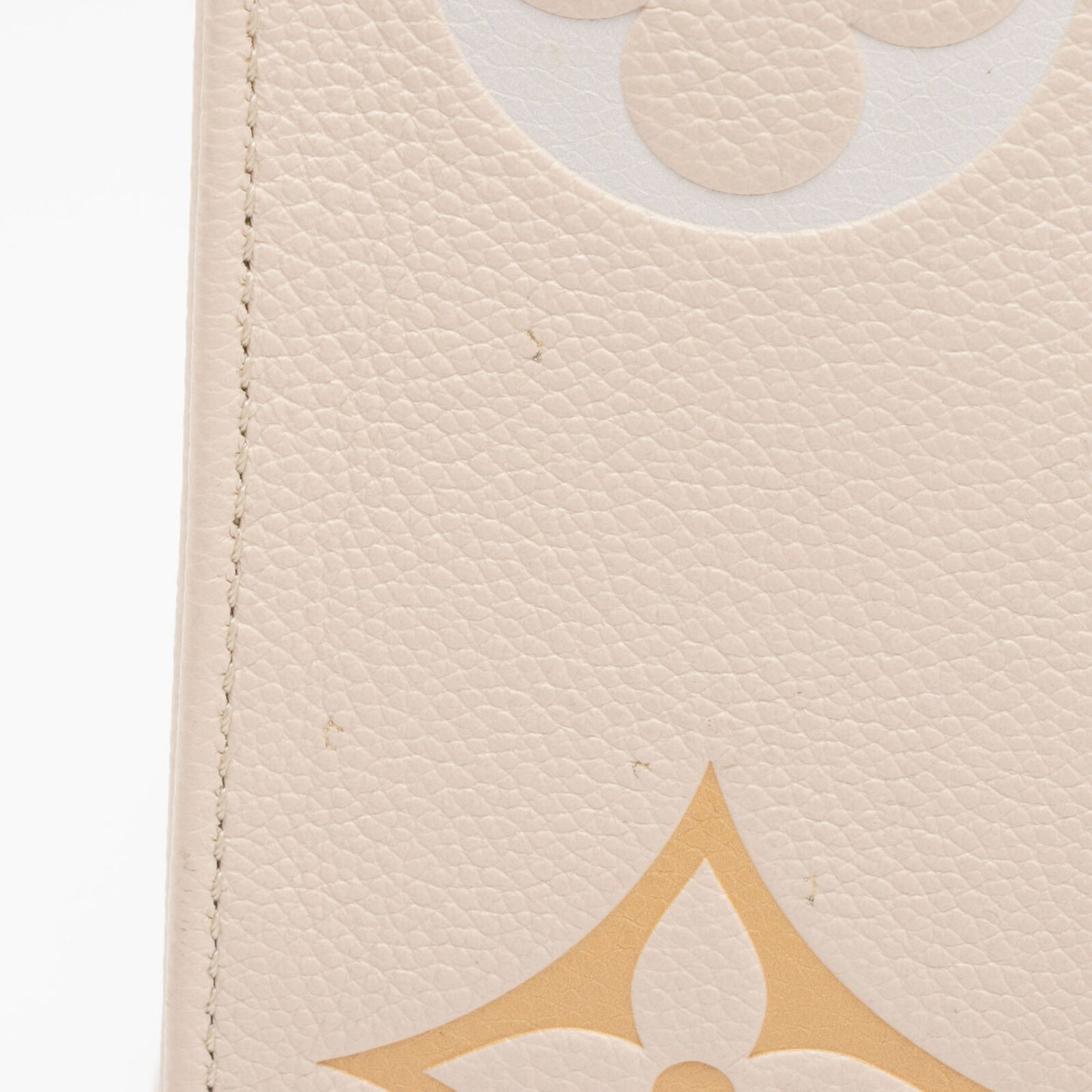 LOUIS VUITTON Empreinte Monogram Giant By The Pool Onthego MM Cream Saffron