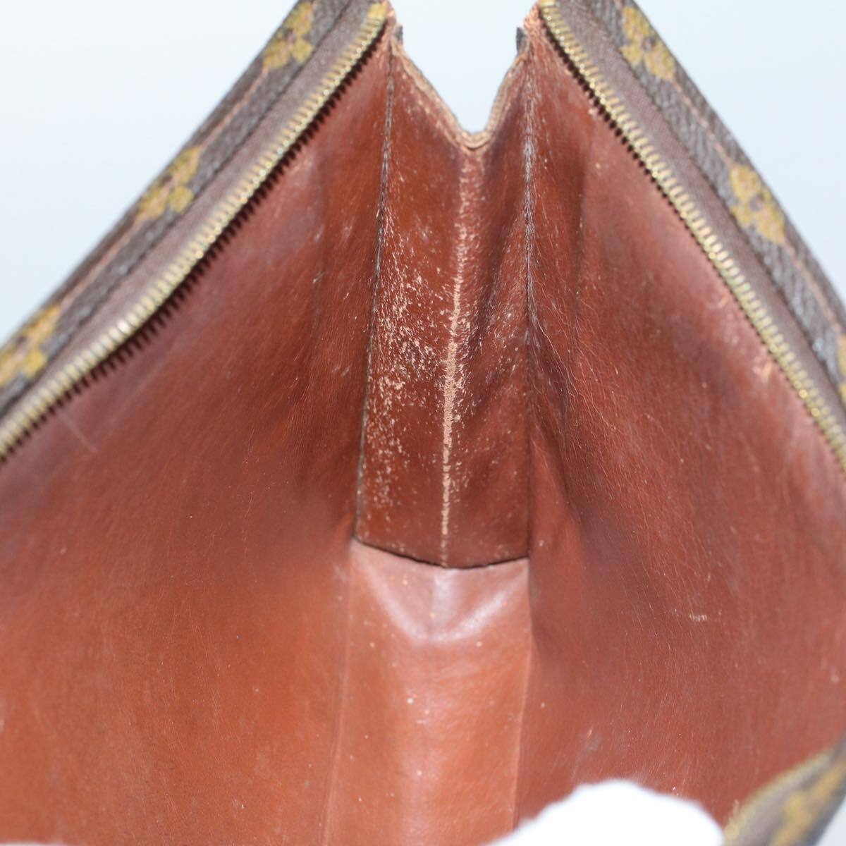 LOUIS VUITTON Monogram Poche Toilette 26 Toiletry 872AN