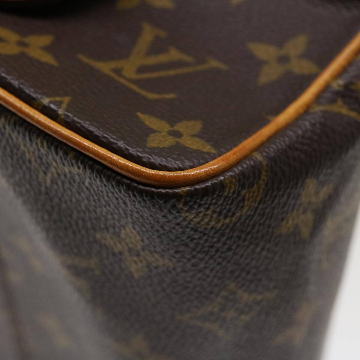 LOUIS VUITTON Monogram Trousse Patte Pression NO0958