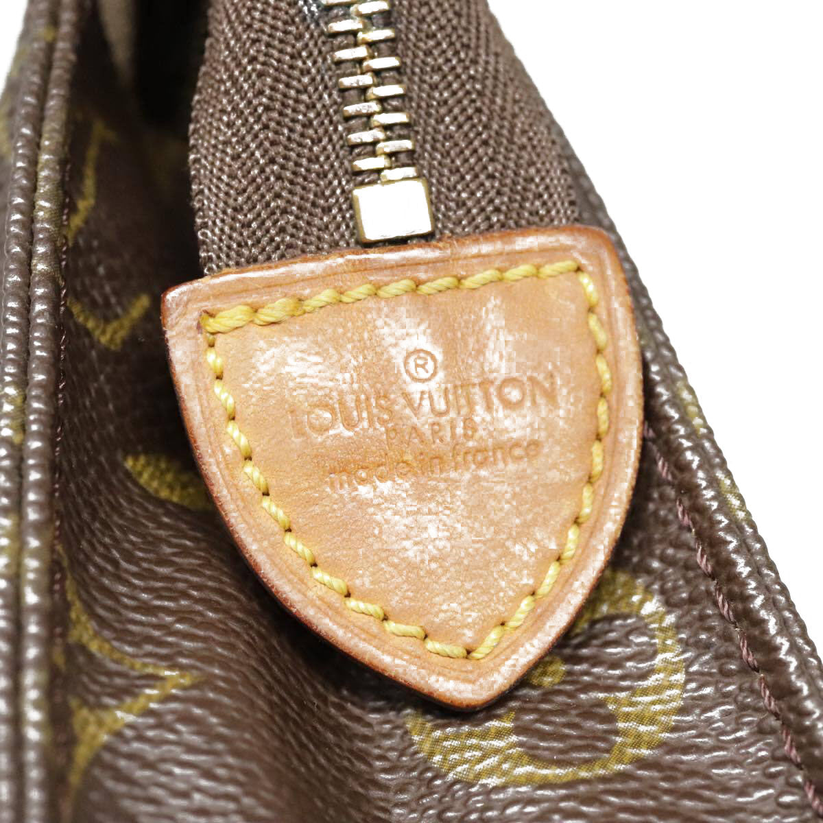 Louis Vuitton  Monogram Toiletry Pouch 26 TH8901