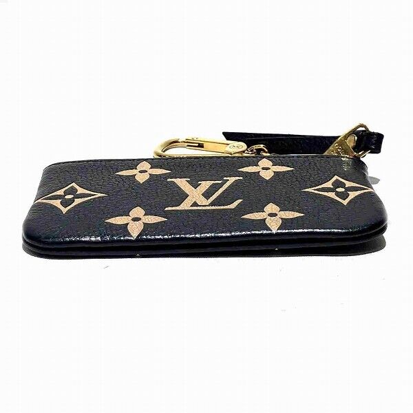 Louis Vuitton  Empreinte Monogram Giant Key Pouch Black Beige CT3241