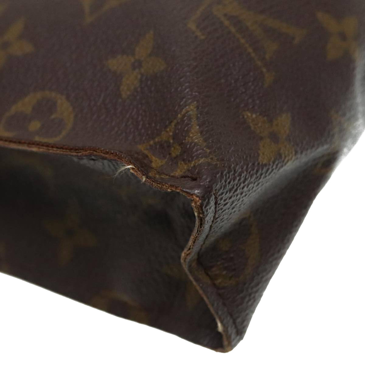 Louis Vuitton  Monogram Toiletry Pouch 26 Leather Interior Tab