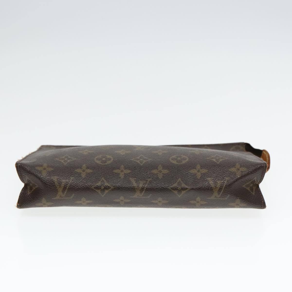 Louis Vuitton  Monogram Toiletry Pouch 26 8906AN