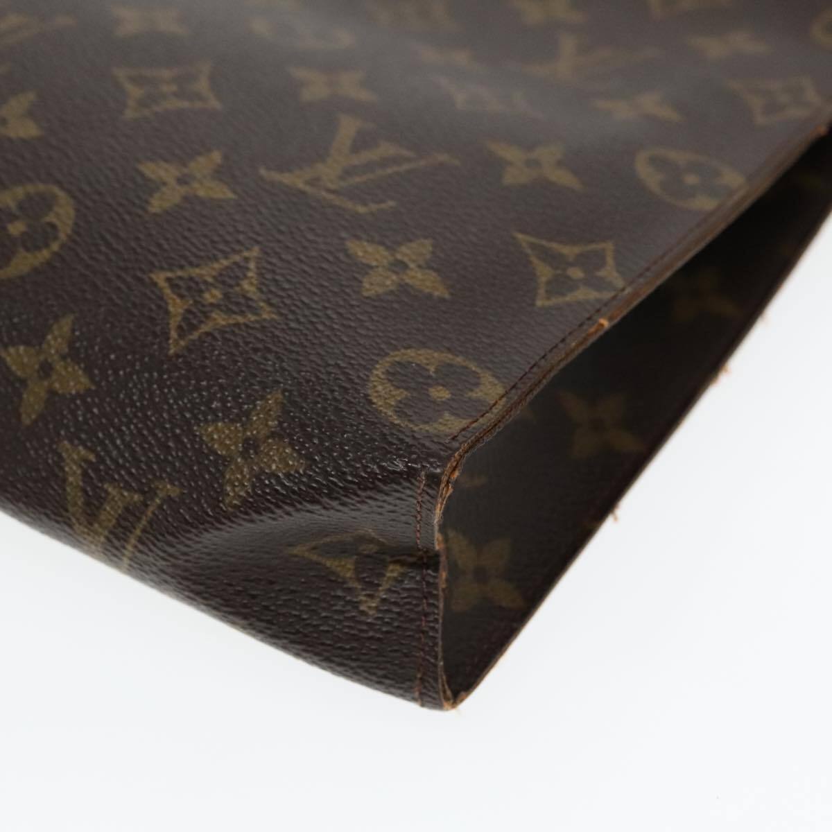 Louis Vuitton  Monogram Toiletry Pouch 26 8906AN