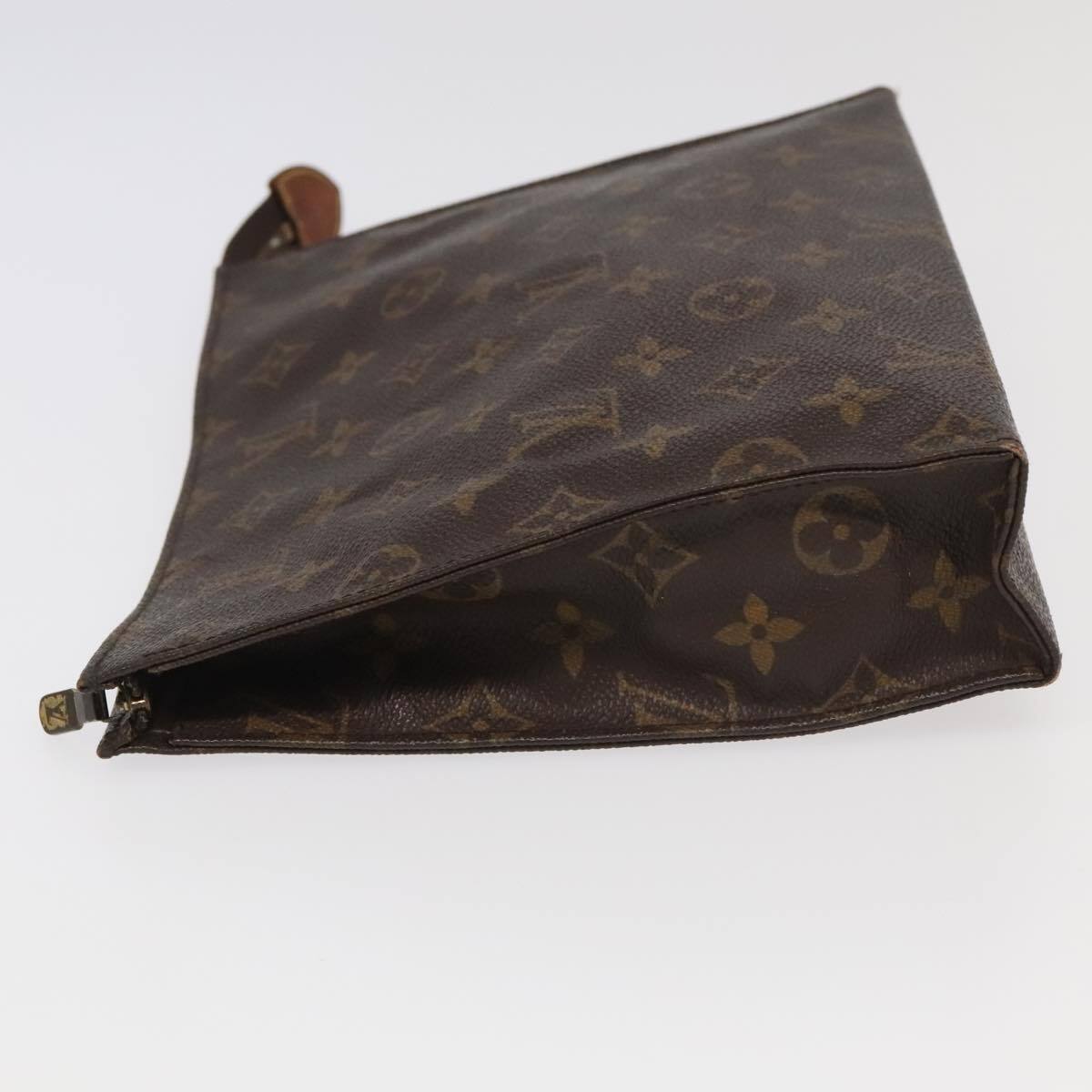 Louis Vuitton  Monogram Toiletry Pouch 26 874TH