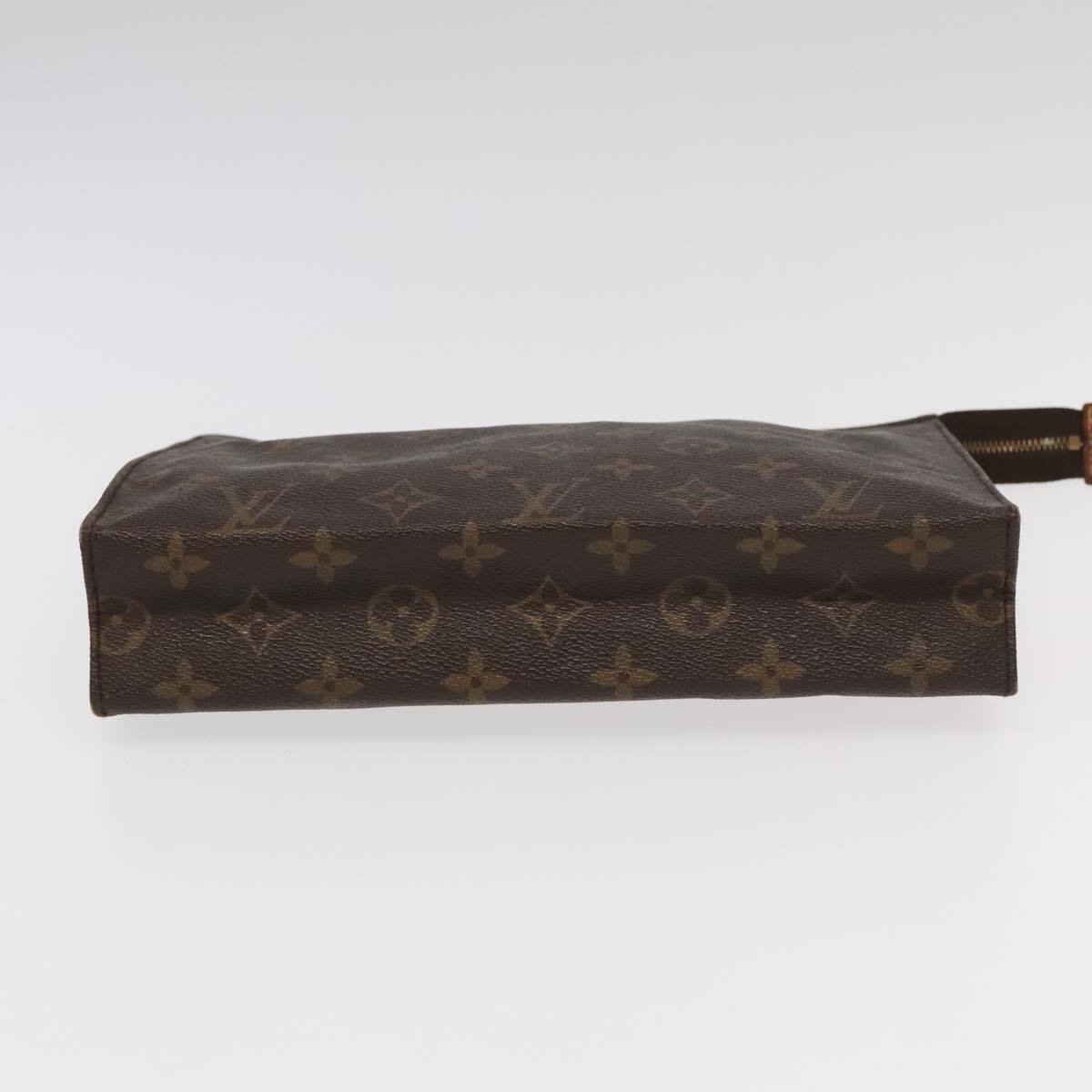 Louis Vuitton  Monogram Toiletry Pouch 26 874TH