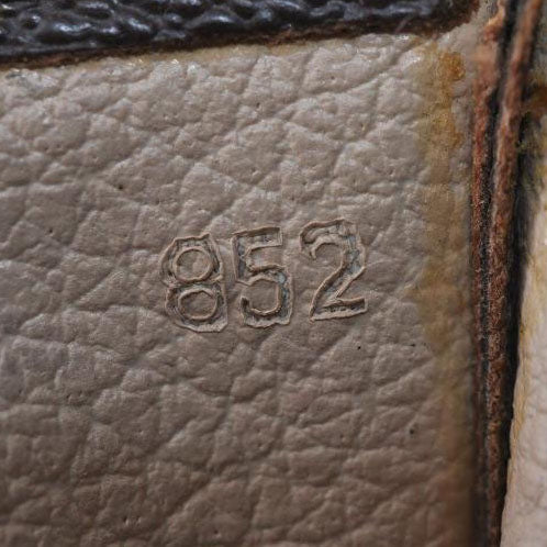 LOUIS VUITTON Monogram Toiletry Pouch 26 852