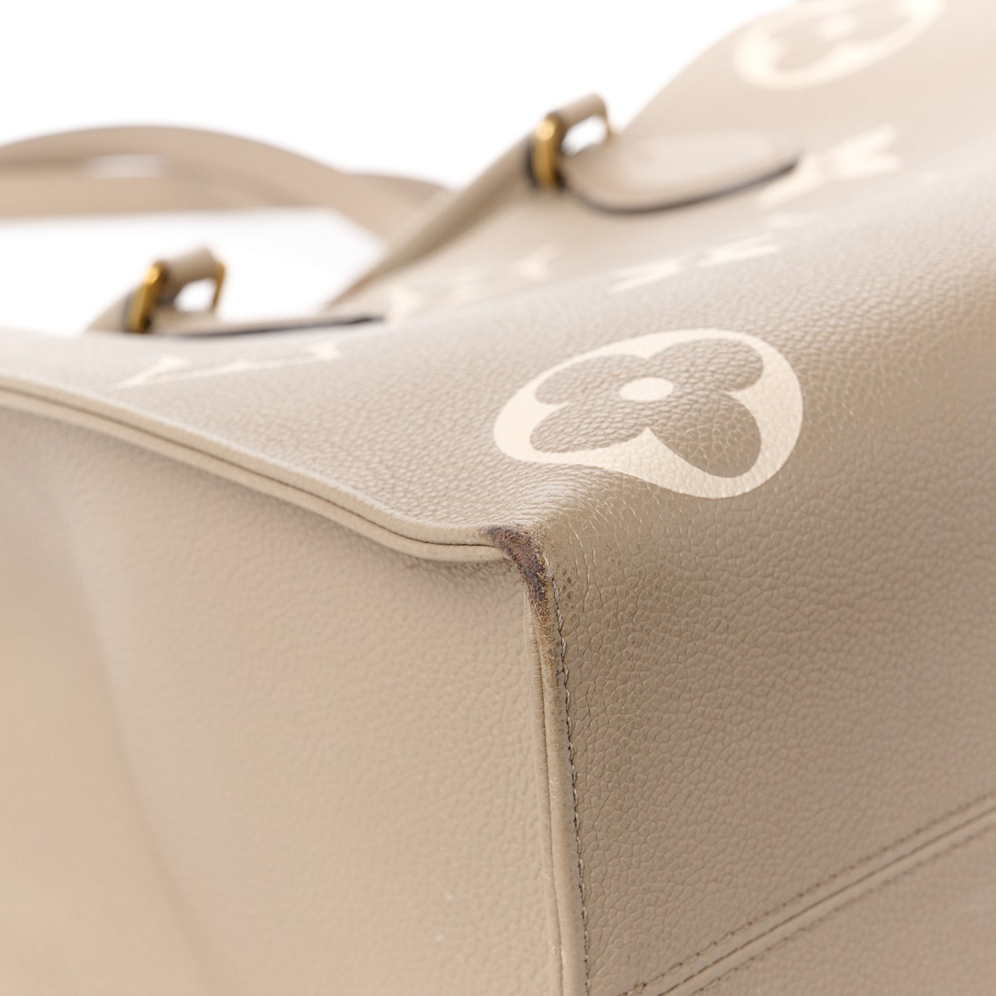 Louis Vuitton  Empreinte Monogram Giant Onthego MM Tourterelle Creme