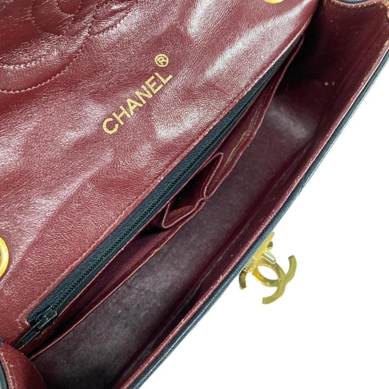 Chanel  Lambskin Scallop Quilted Single Flap Black 01*