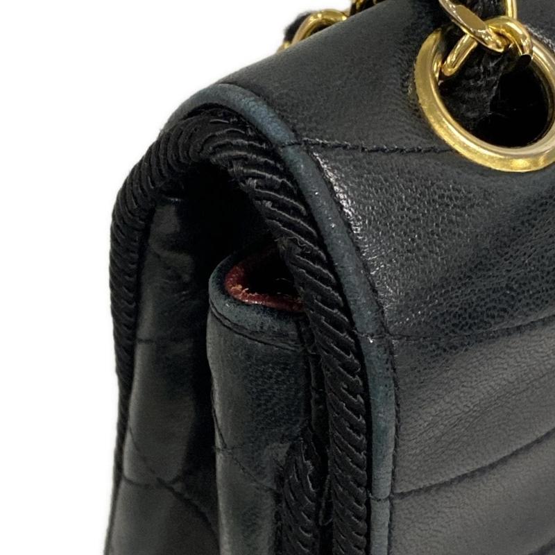 Chanel  Lambskin Scallop Quilted Single Flap Black 01*