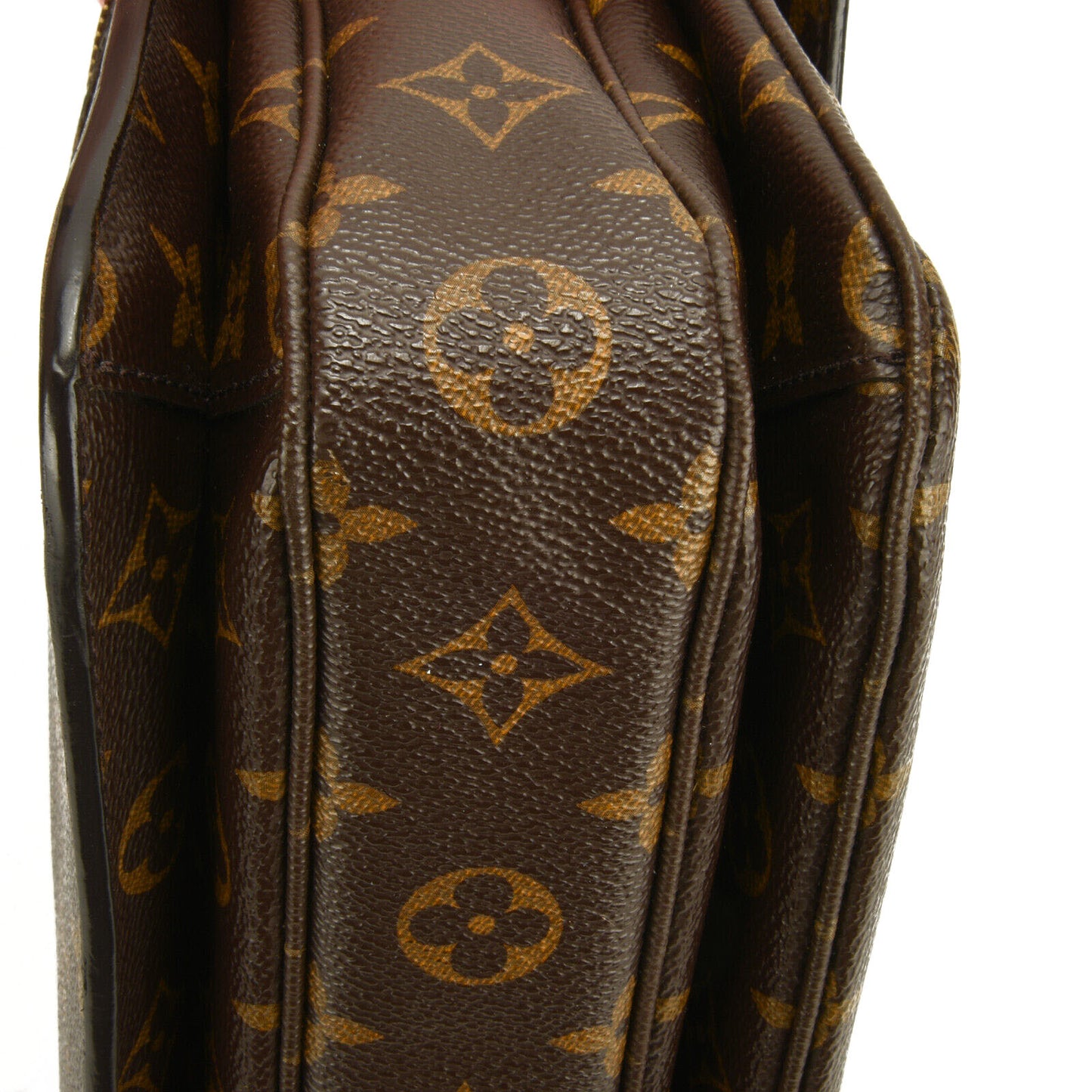 LOUIS VUITTON  Monogram Pochette Metis SR4166