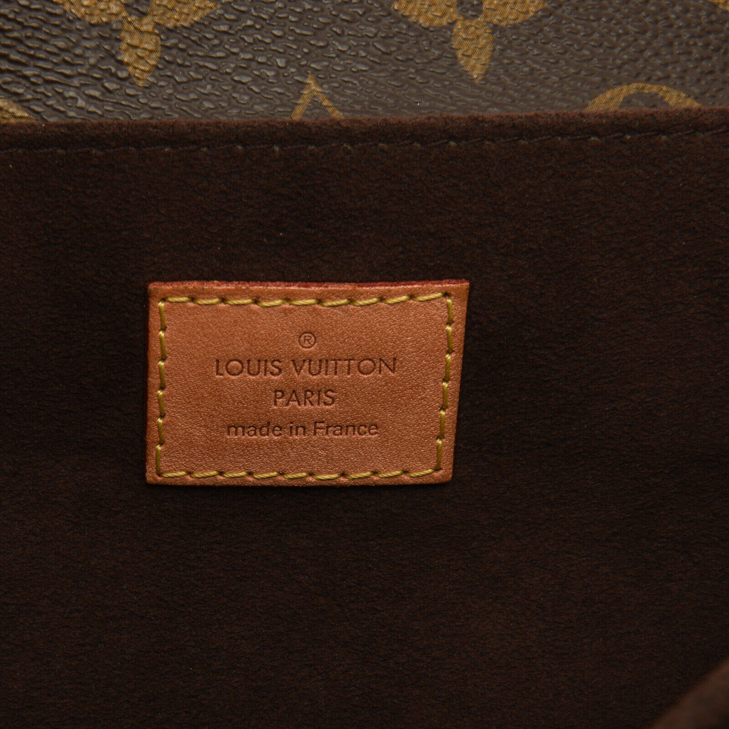 LOUIS VUITTON  Monogram Pochette Metis SR4166