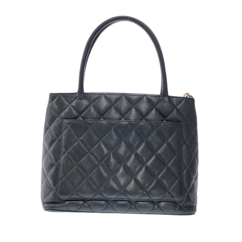 CHANEL Caviar Medallion Tote Black 5*