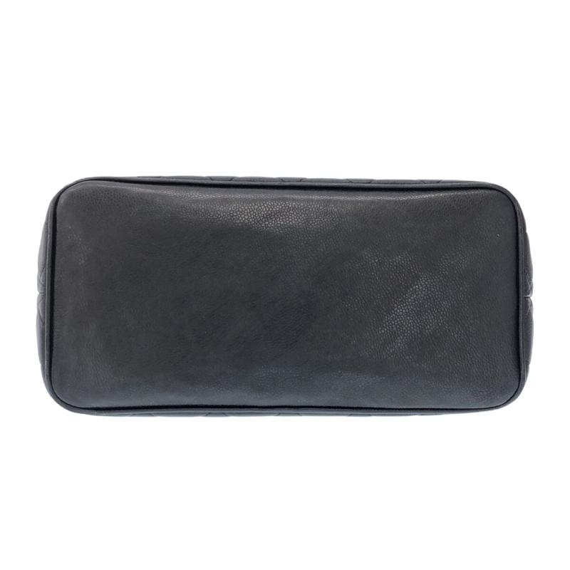 CHANEL Caviar Medallion Tote Black 5*
