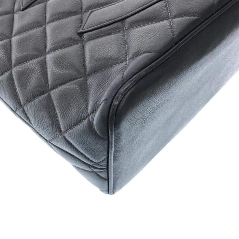 CHANEL Caviar Medallion Tote Black 5*