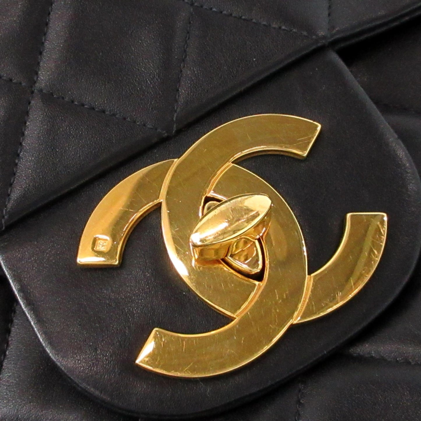 CHANEL Lambskin Quilted Jumbo Single Flap Black 3*