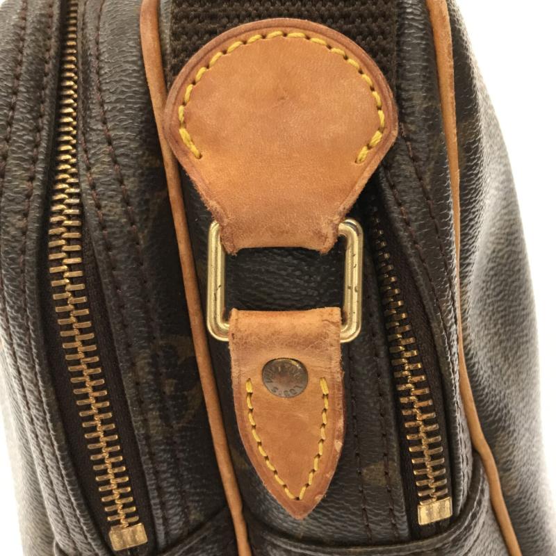 LOUIS VUITTON Monogram Reporter PM  SP1919